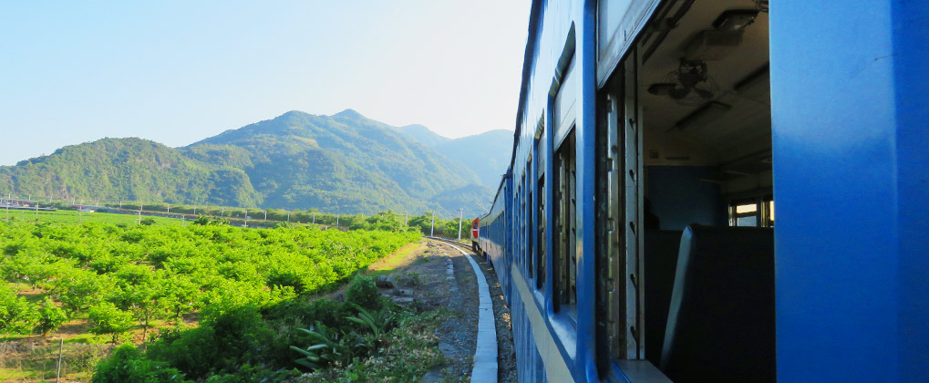 解憂慢行 - 藍皮解憂號南迴之旅 活動海報