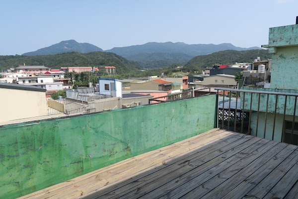 福隆地球人民宿(BEING HOMESTAY)