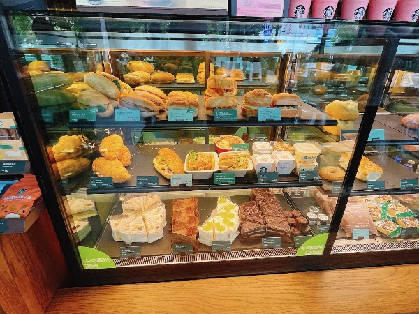 Starbucks星巴克 新營門市