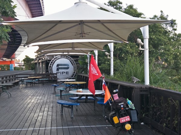 公館水岸廣場
