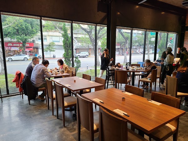 村民食堂廚窗港點 士林官邸店
