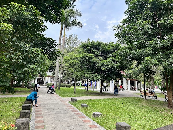 民生公園