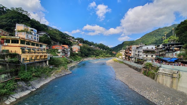 烏來水岸溫泉