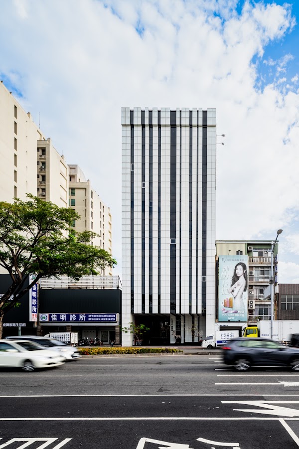 捷絲旅 高雄中正館 (Just Sleep Kaohsiung Zhongzheng)
