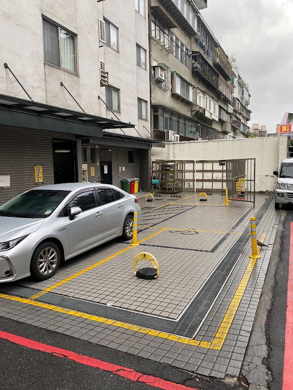 仲信大湖商旅