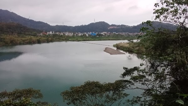 方吉香菇群