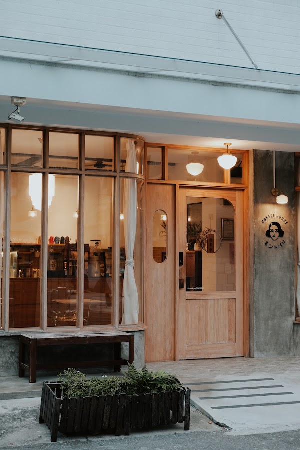 薄荷巴黎 Coffee House 台東咖啡店&民宿（台東縣合法民宿字第：1671）