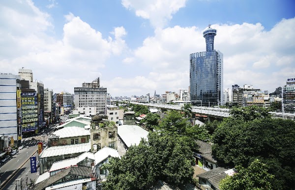 新驛旅店台中車站店
