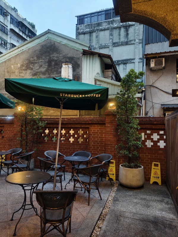 Starbucks星巴克 艋舺門市
