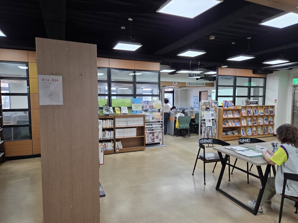 「仁愛區庶民記憶採集計畫」一店一時代成果展 活動海報
