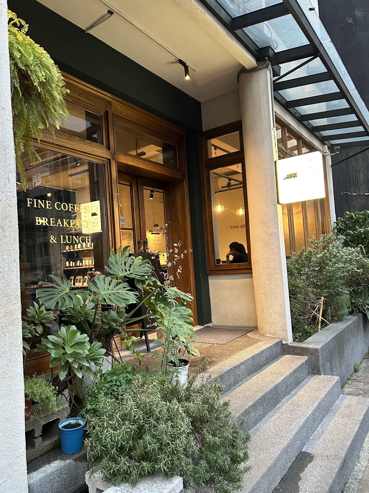 Leisure Cafe